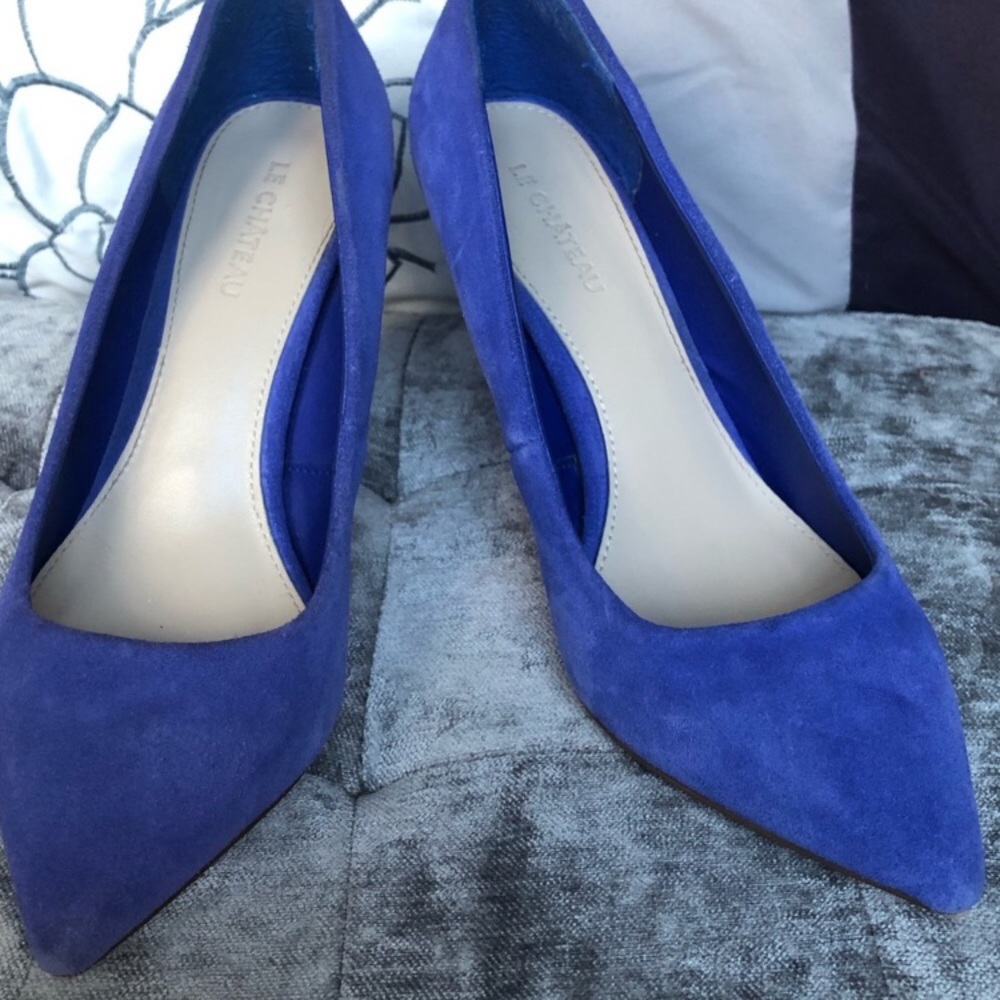 Le Chateau Blue Suede High Heel